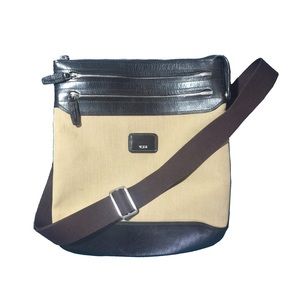 TUMI crossbody/shoulder bag. Unisex GUC